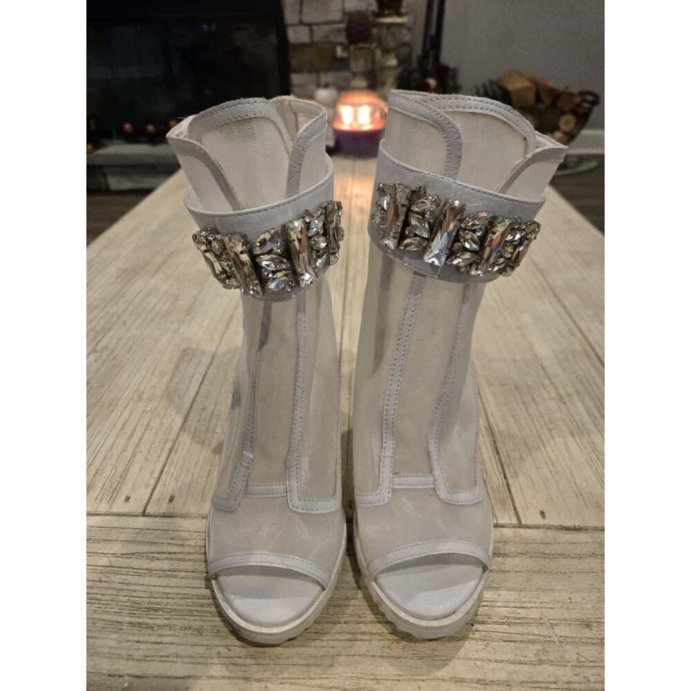 Karl Lagerfeld‎ Paris Women's White Blaze Peep-Toe Booties Size 6.5M